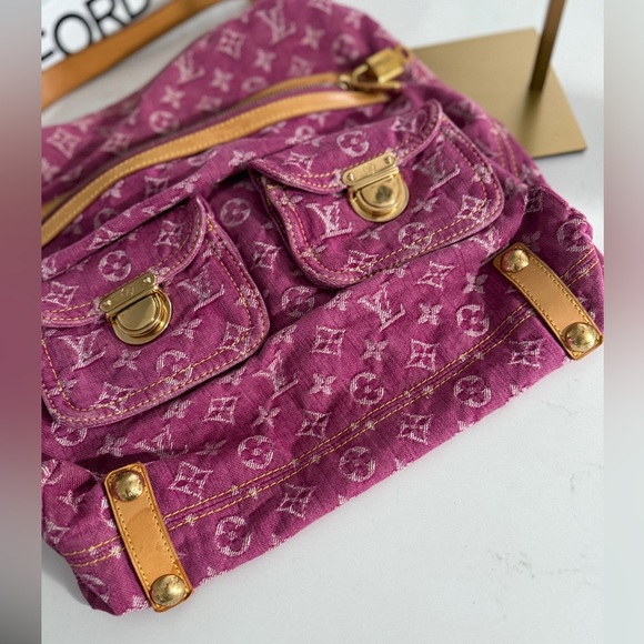 🌈SALE⭐️ Louis Vuitton Monogram Denim Baggy Shoulder Bag in Popular Pink - Picture 3 of 13